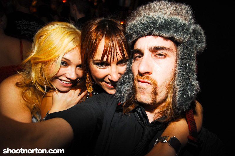 JFK of MSTRKRFT + La Riots @ Voyeur, photograph 76