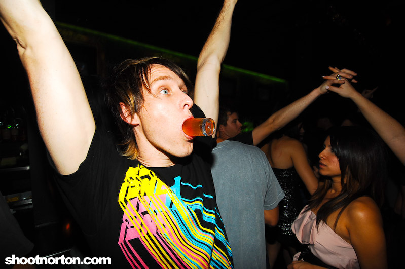 JFK of MSTRKRFT + La Riots @ Voyeur, photograph 111