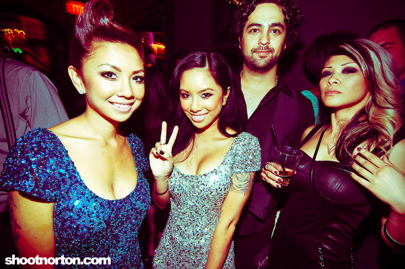 Voyeur + Extras!, photograph 18