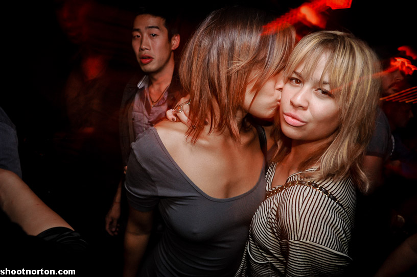 LED Presents Calvin Harris @ Voyeur San Diego, photograph 33