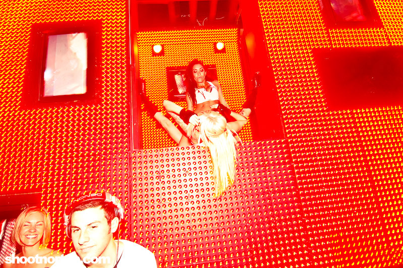 Voyeur & Syrah - DJhere, photograph 169