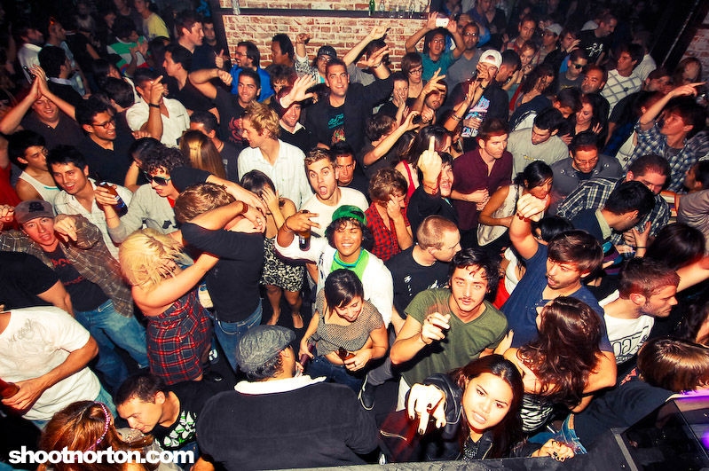 Simian Mobile Disco @ Voyeur, photograph 132