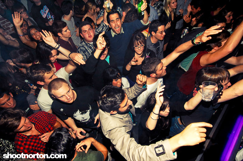 Simian Mobile Disco @ Voyeur, photograph 143