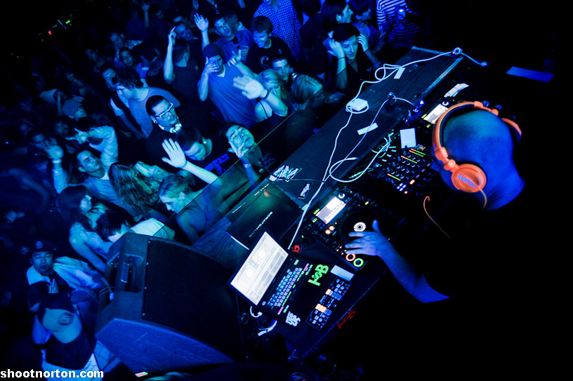Nite Vision @ Voyeur SD, photograph 88