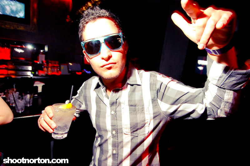 Voyeur & DiscoverSD 's 'Road to WMC' party, photograph 16