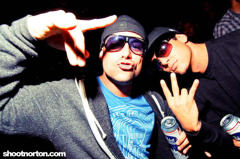 Voyeur & DiscoverSD 's 'Road to WMC' party, photograph 55
