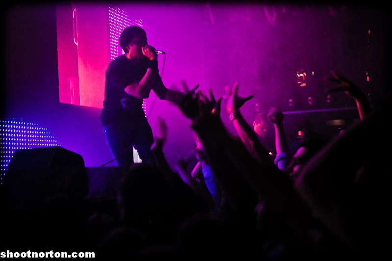 Voyeur Thursdays w/ Pendulum, photograph 44