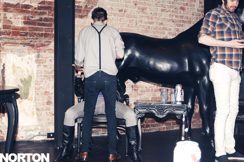 Voyeur - Posso the DJ, photograph 28