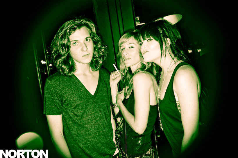 Shark Attack + Toxic Avenger @ Voyeur, photograph 30