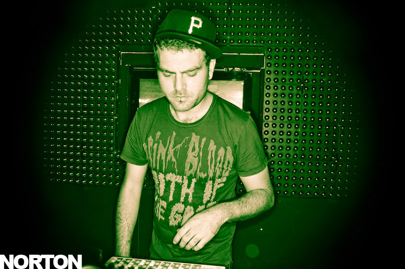 Shark Attack + Toxic Avenger @ Voyeur, photograph 80