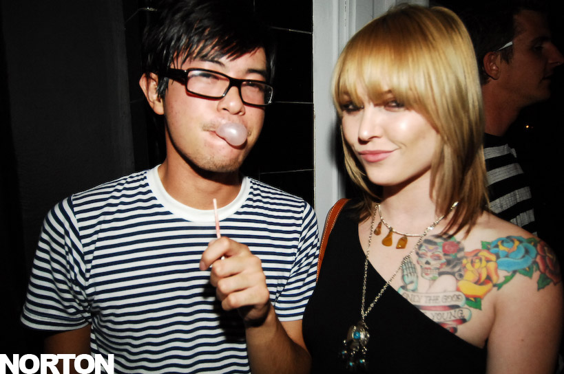 Glass Candy @ Voyeur, photograph 29
