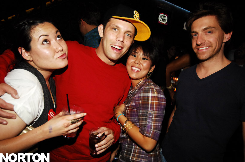 Glass Candy @ Voyeur, photograph 32