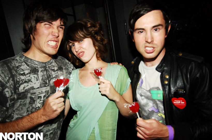 Glass Candy @ Voyeur, photograph 89