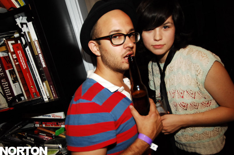 Glass Candy @ Voyeur, photograph 114