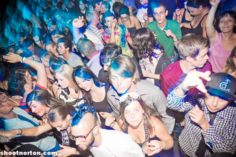 Pendulum @ Voyeur SD, photograph 49