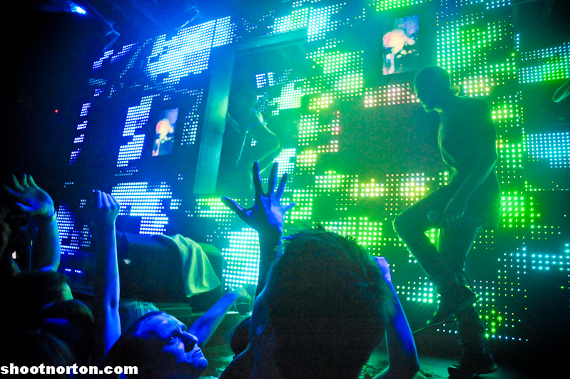 Pendulum @ Voyeur SD, photograph 89