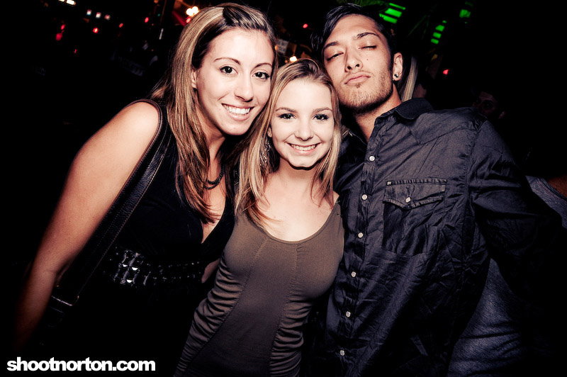 Nite Vision @ Voyeur w/ Passion Pit, photograph 2