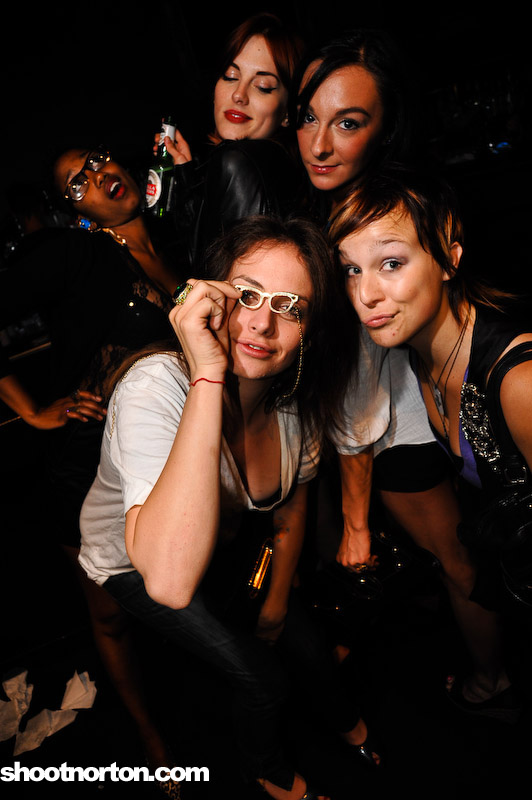Nite Vision @ Voyeur, photograph 130