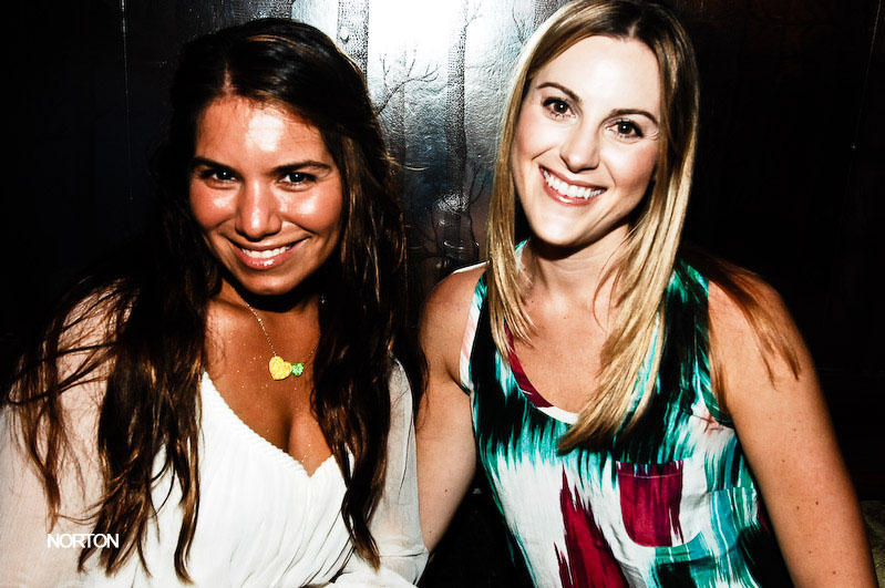 Wednesday Wanderings - Syrah, Voyeur, Bar Pink, photograph 12