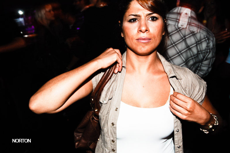 Wednesday Wanderings - Syrah, Voyeur, Bar Pink, photograph 29