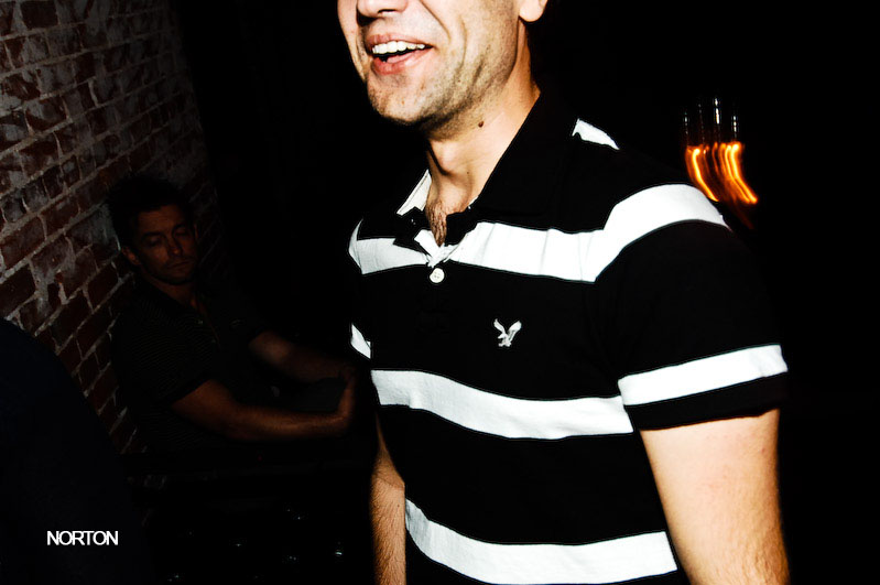 Wednesday Wanderings - Syrah, Voyeur, Bar Pink, photograph 30