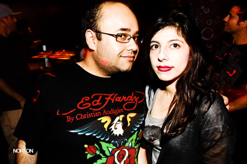 Wednesday Wanderings - Syrah, Voyeur, Bar Pink, photograph 54