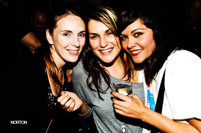 Wednesday Wanderings - Syrah, Voyeur, Bar Pink, photograph 65